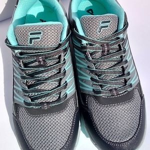 NWB Fila Trail Running Evergrand blue size 9 womens